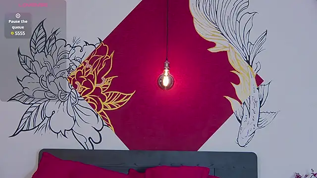 Snapshot of Lunamistyc chatting on 02-05-25, 01:00 Lunamistyc online show from 02-05-25, 01:00