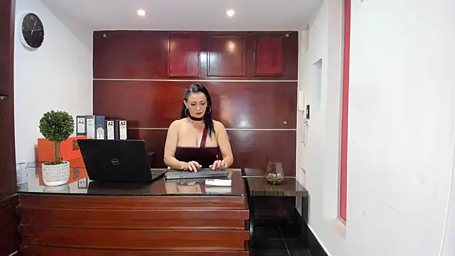 Snapshot of Valery_Diamond chatting on 07-12-26, 11:07 Valery Diamond online show from 07-12-26, 11:07
