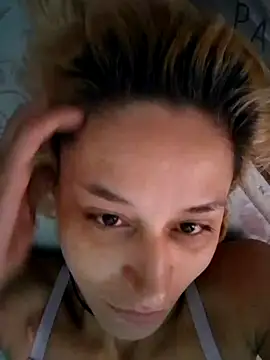 ariana crazzy online show from 03-19-26, 03:27