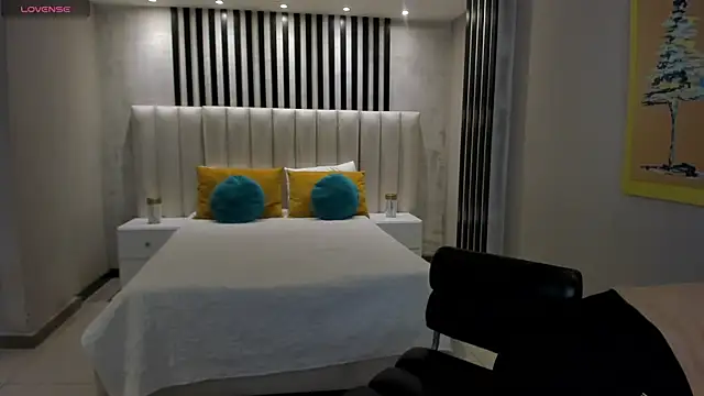 KaiaFerreira online show from 11-11-25, 12:27