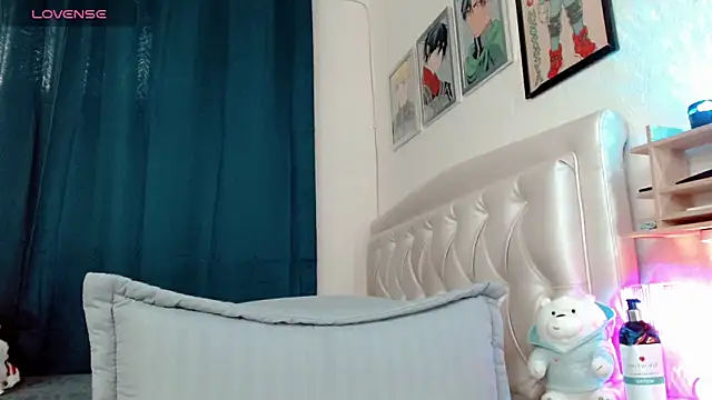 lunalovedoll  online show from 04-16-26, 09:26