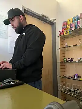 Snapshot of jr91esl chatting on 01-31-25, 05:32 jr91esl online show from 01-31-25, 05:32