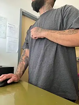 Snapshot of jr91esl chatting on 02-10-25, 05:09 jr91esl online show from 02-10-25, 05:09