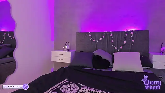 Snapshot of _cherrysnow chatting on 10-07-25, 05:37 cherrysnow online show from 10-07-25, 05:37