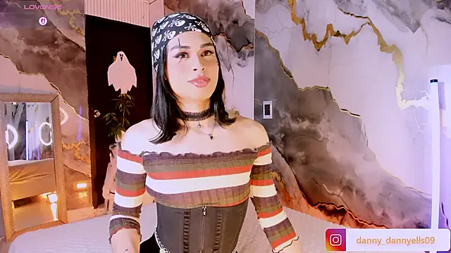 sweet dannyfem online show from 10-30-25, 05:42