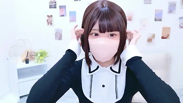 Snapshot of aki_zzz chatting on 10-11-25, 12:54 aki zzz online show from 10-11-25, 12:54