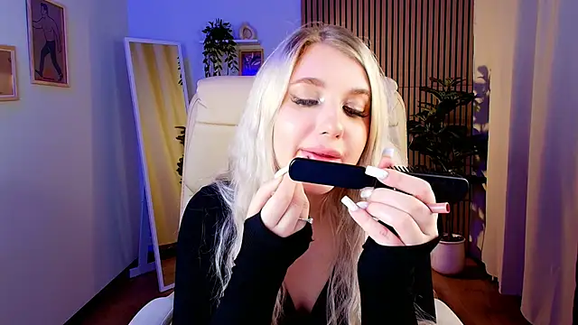 Evacadooo online show from 04-02-26, 03:37