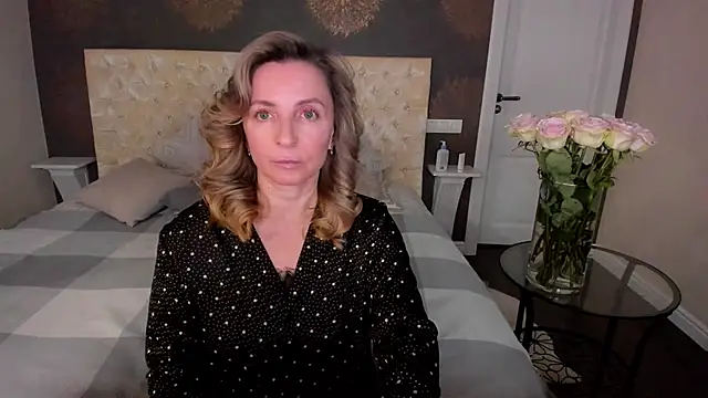 Snapshot of AllisonWilliams chatting on 10-08-25, 06:05 AllisonWilliams online show from 10-08-25, 06:05