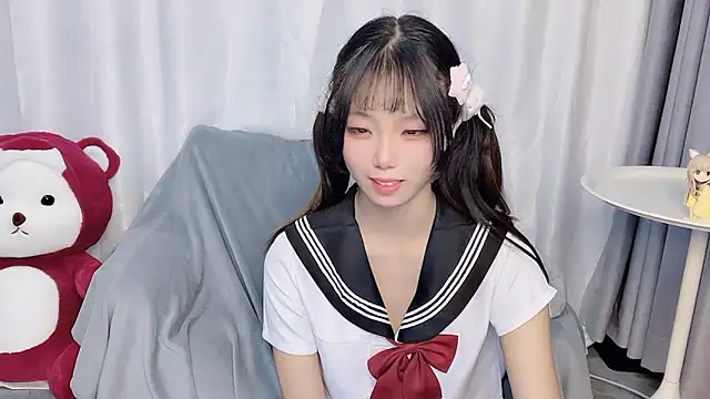 Snapshot of Z-long chatting on 10-29-25, 07:43 Z-long online show from 10-29-25, 07:43