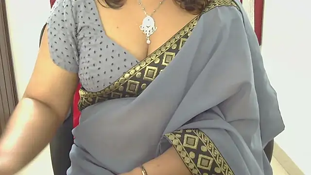 indian anu mallu online show from 09-19-25, 07:10