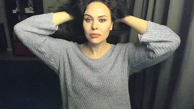 MollyCheiz online show from 01-30-25, 03:00