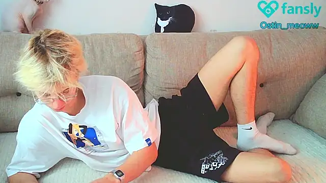 Ostin meow online show from 01-17-25, 06:57