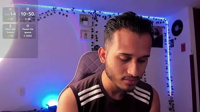 Raf brunette online show from 02-27-25, 11:41