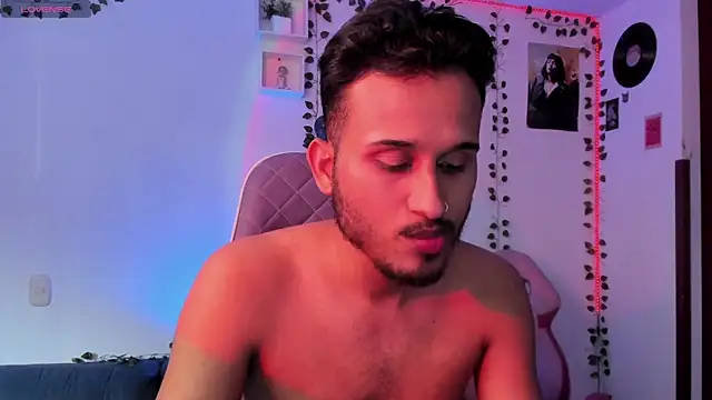 Raf brunette online show from 02-28-25, 12:20