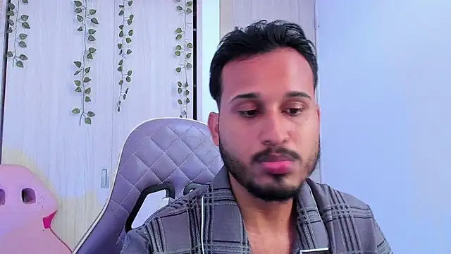 Raf brunette online show from 04-10-26, 12:54