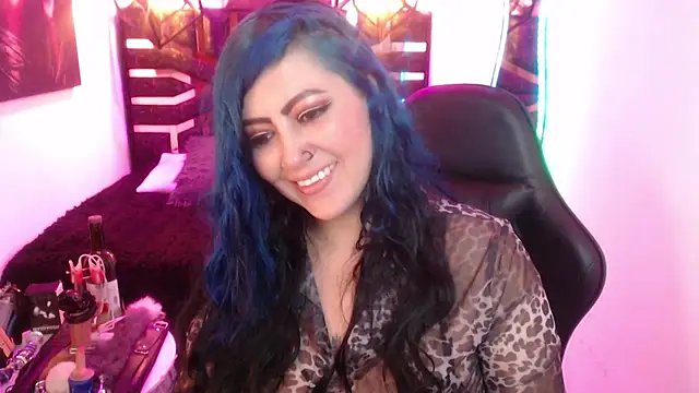 Snapshot of scarleth_blue chatting on 05-04-26, 03:13 scarleth blue online show from 05-04-26, 03:13