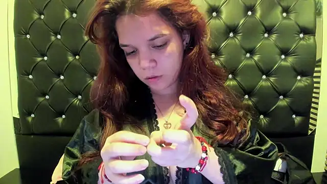 Snapshot of MelanyCarter18 chatting on 11-18-25, 08:13 MelanyCarter18 online show from 11-18-25, 08:13