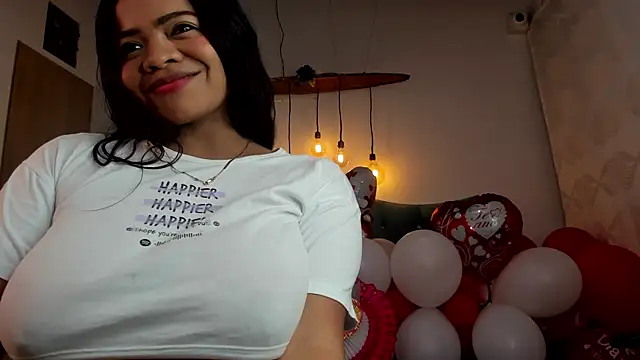 Any topless online show from 02-17-25, 09:41