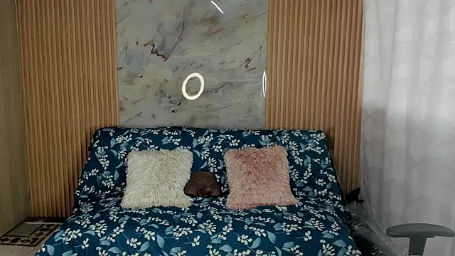 Any topless online show from 10-15-25, 10:59