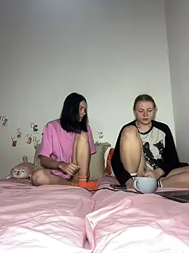 Snapshot of ella_grays chatting on 05-14-26, 12:06 ella grays online show from 05-14-26, 12:06