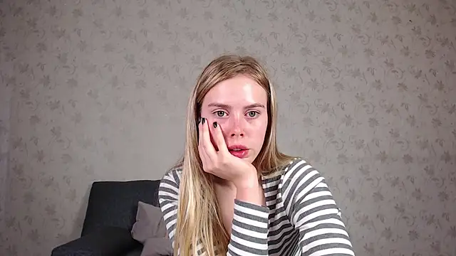 Snapshot of sofiaa_here chatting on 05-26-26, 11:56 sofiaa here online show from 05-26-26, 11:56