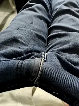 Snapshot of faaseel chatting on 02-24-25, 10:26 faaseel online show from 02-24-25, 10:26