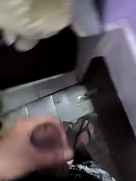 Snapshot of faaseel chatting on 02-26-25, 03:52 faaseel online show from 02-26-25, 03:52