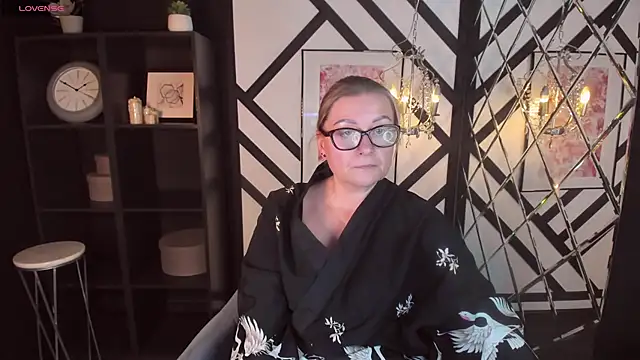 AlexandraKind online show from 02-06-25, 08:34