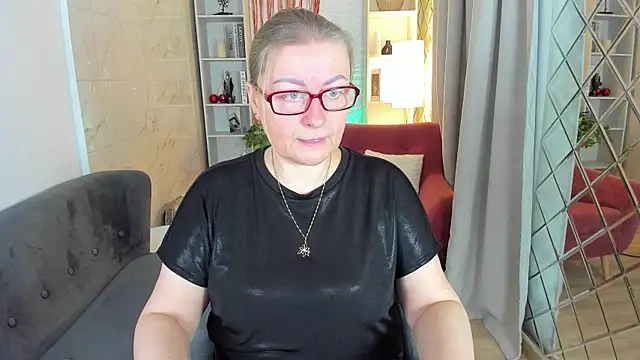 AlexandraKind online show from 01-13-26, 01:38