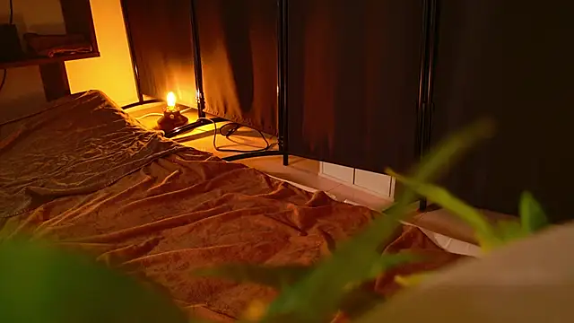 Snapshot of undo-busoku69 chatting on 02-18-25, 01:22 undo-busoku69 online show from 02-18-25, 01:22