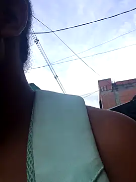 Snapshot of elly_willis chatting on 10-11-25, 11:53 elly willis online show from 10-11-25, 11:53