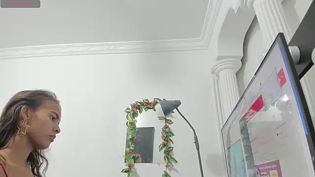 lulu 25  online show from 01-13-25, 01:02