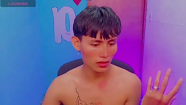 tanjiro cute online show from 03-23-26, 03:10