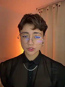 Snapshot of Chriss_gomez2 chatting on 01-15-26, 07:02 Chriss gomez2 online show from 01-15-26, 07:02