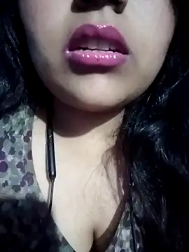 Snapshot of Love-Veronica chatting on 02-07-26, 06:11 Love-Veronica online show from 02-07-26, 06:11