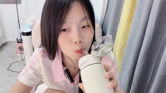 Lena-yyds online show from 01-07-26, 01:57