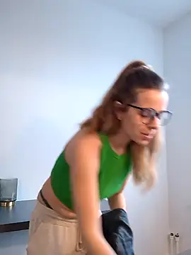 TerrasWildlife online show from 02-20-25, 04:14