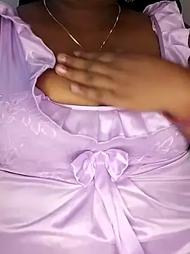 Snapshot of Sexy_Radhikaa chatting on 05-23-26, 10:08 Sexy Radhikaa online show from 05-23-26, 10:08