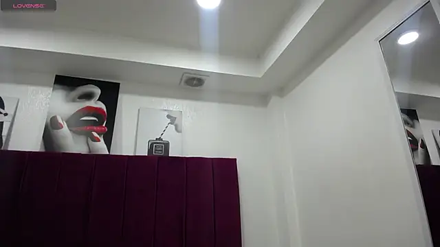 Kylee28 online show from 01-27-25, 08:07