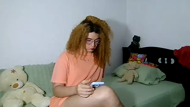 Snapshot of CELESSTESeductora chatting on 05-27-26, 02:36 CELESSTESeductora online show from 05-27-26, 02:36
