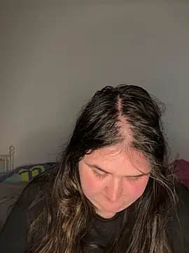 hotiee online show from 04-13-26, 05:07