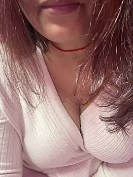 Snapshot of _nishalove19 chatting on 01-19-25, 10:17 nishalove19 online show from 01-19-25, 10:17