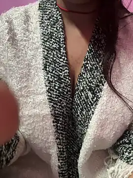 Snapshot of _nishalove19 chatting on 01-21-25, 07:28 nishalove19 online show from 01-21-25, 07:28