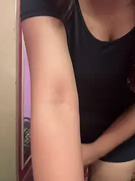 Snapshot of _nishalove19 chatting on 03-20-25, 07:14 nishalove19 online show from 03-20-25, 07:14