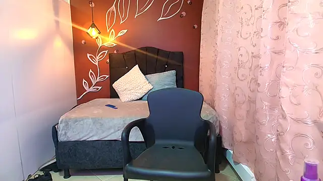 Connie smith online show from 12-06-24, 01:40