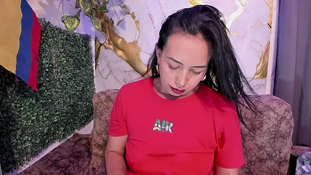 Snapshot of MeleekXXX_ chatting on 07-06-26, 08:33 MeleekXXX online show from 07-06-26, 08:33