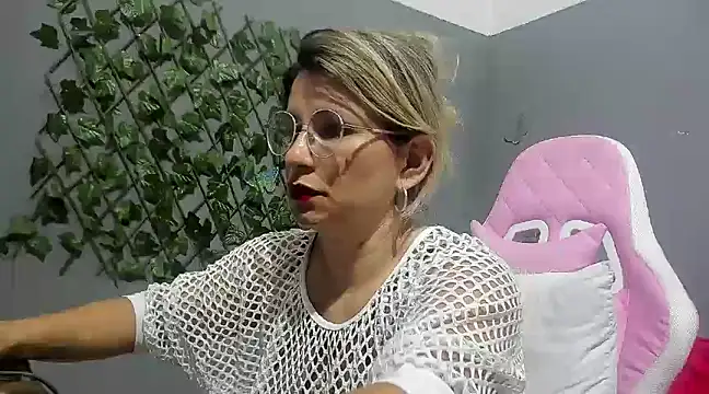 sexy bigboooty online show from 12-08-24, 10:03