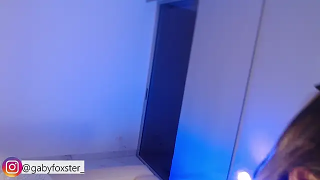 Snapshot of gabyfoxster chatting on 12-03-25, 08:34 gabyfoxster online show from 12-03-25, 08:34