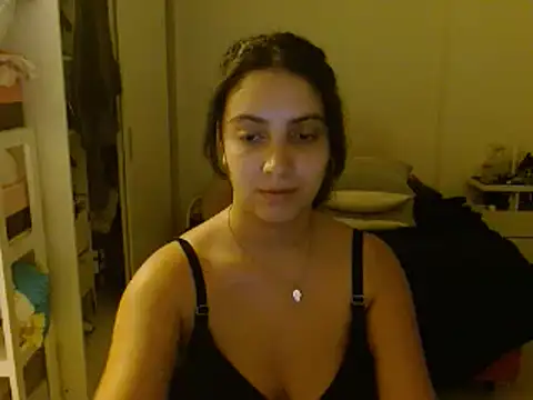 xBubblyBarbiexx online show from 02-05-25, 02:08