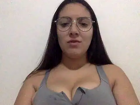 Snapshot of xBubblyBarbiexx chatting on 05-16-26, 03:14 xBubblyBarbiexx online show from 05-16-26, 03:14